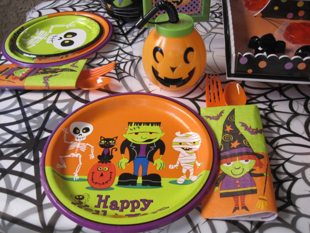 Halloween entertaining with KRAFT Giveaway