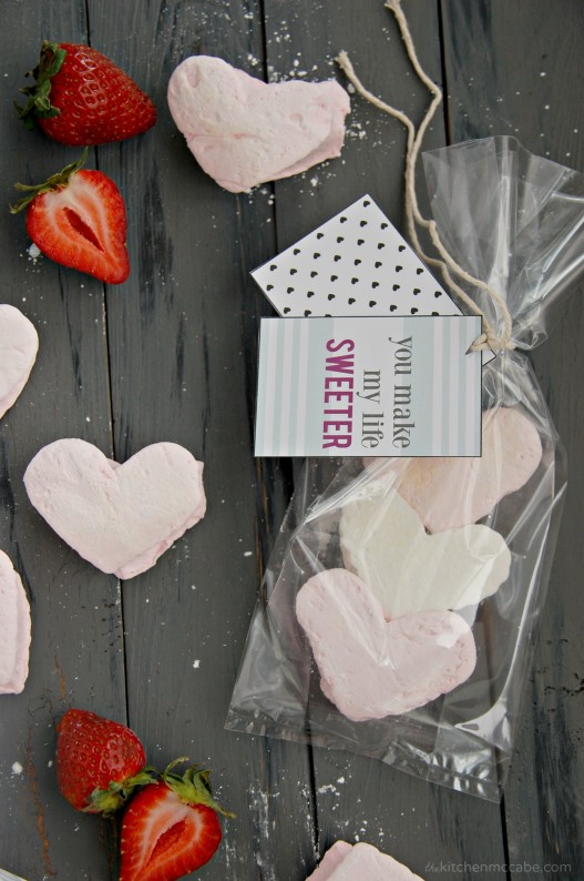 homemade-strawberry-marshmallows-valentines-day-5-527x794