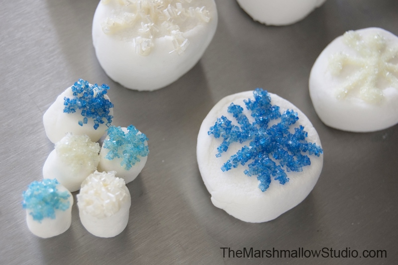 {DIY} Marshmallow Snowflakes. DIY by The Marshmallow Studio 27
